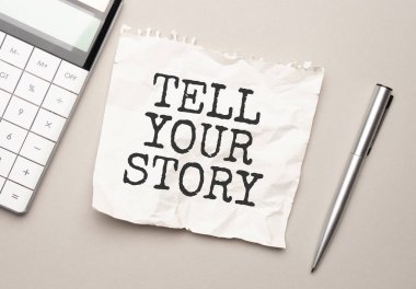 Kırmızı kalemle. - Evet. Kal. Hesap makinesi ve beyaz arkaplan. Not defterinde KPI imzası