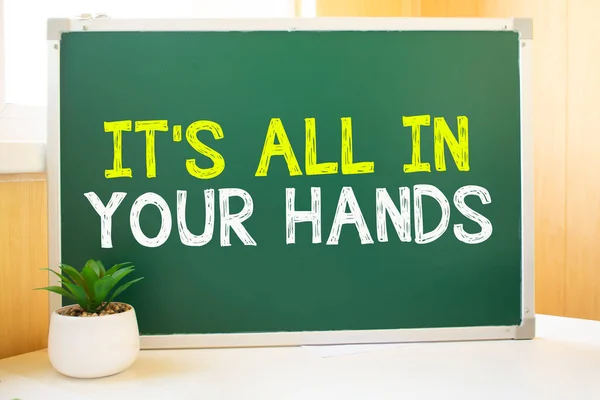 Está Tudo Suas Mãos Giz Placa Escola Search Engine Optimization — Fotografia de Stock