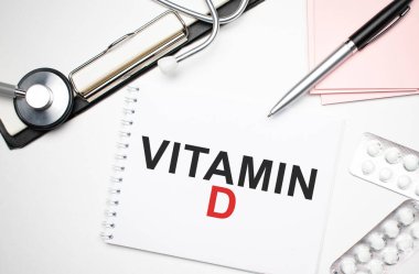 Kağıtta steteskopla D Kelime VITAMIN