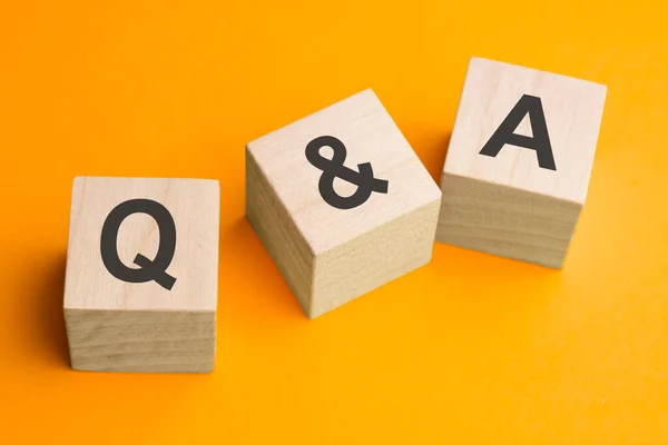 Questions Answers Wooden Cubes Concept — Stock Photo, Image