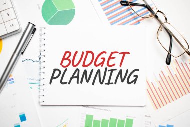 Bütçe planlama konsepti kapanıyor. İş ve finans kavramı