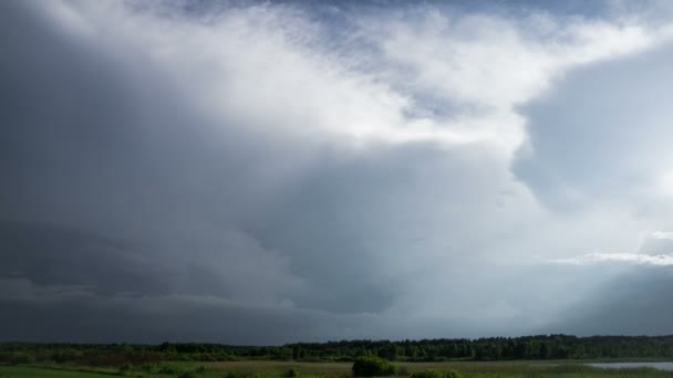 Formação Belas Nuvens Escuras Chuvosas Antes Uma Tempestade Tempo Tempo — Vídeo de Stock