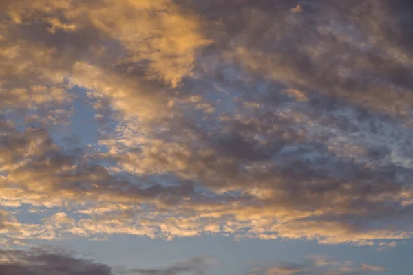 Farbenfrohe Skyscape Mit Rosa Magenta Gelb Orange Und Blautönen Die — Stockfoto