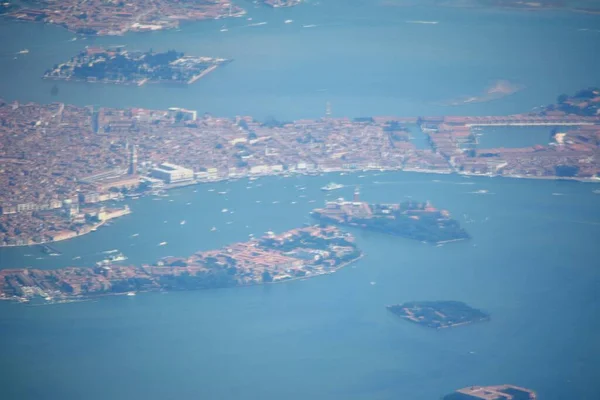 Approaching Venice Italy Airplane Getting Somewhat Higher Altitude Photo Shot — Stock Photo, Image