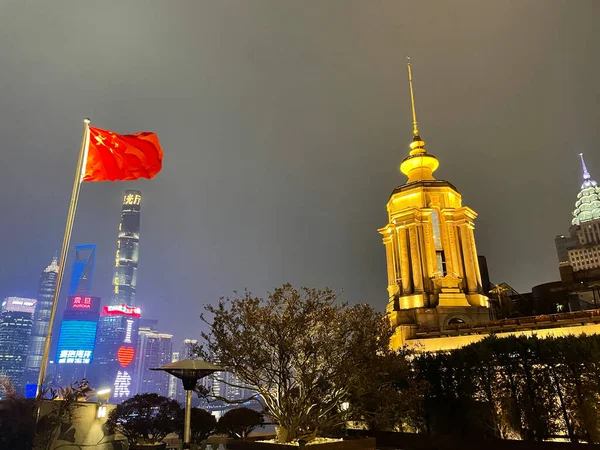 Experimentar Bund Centro Shanghai Una Noche Invierno Lluviosa —  Fotos de Stock