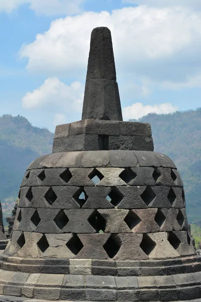 Fedezze Fel Híres Buddhista Templom Borobudur Egy Forró Nyári Napon — Stock Fotó