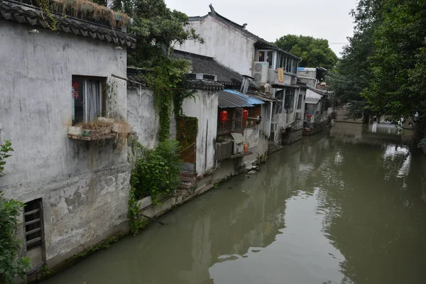 Esplorare Canali Vecchia Architettura Della Parte Vecchia Della Città Suzhou — Foto Stock