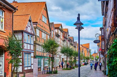 Dannenberg, Almanya - 20 Eylül 2021: Tarihi binaları olan Alman ortaçağ kasabası Dannenberg 'e bakın.