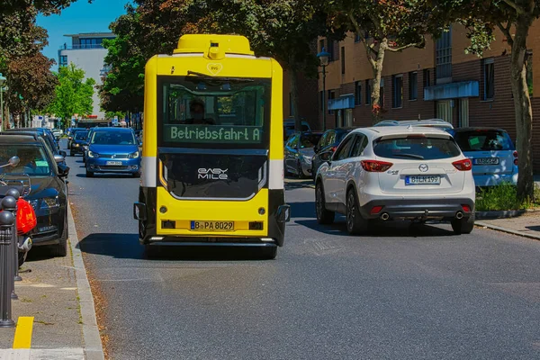 Berlin Niemcy Maja 2021 Doświadczalny Samojezdny Minibus Miejskiego Transportu Publicznego — Zdjęcie stockowe