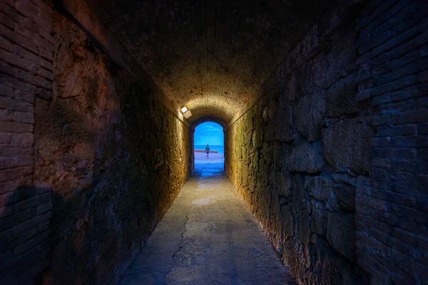 Antigo Túnel Pedonal Com Acesso Mar Mediterrâneo — Fotografia de Stock