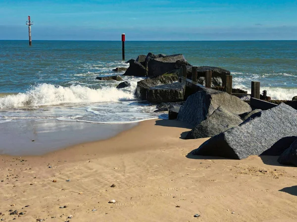Obrona Plaży Rocky Groyne Norfolk — Zdjęcie stockowe