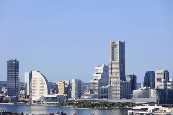 โยโกฮาม Minatomirai ในประเทศญ มมองจาก Shinkoyasu — ภาพถ่ายสต็อก