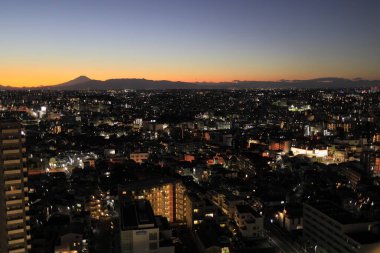 Mt. Fuji, Yokohama 'dan manzara, Kanagawa, Japonya (akşam sahnesi)