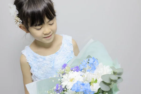 Japanese Girl Dress Bouquet Years Old — Foto Stock