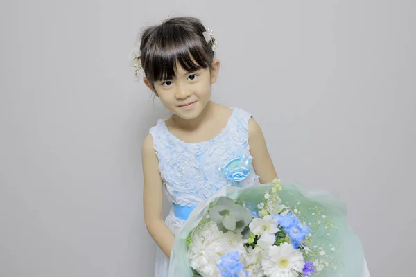 Japanese Girl Dress Bouquet Years Old — 스톡 사진