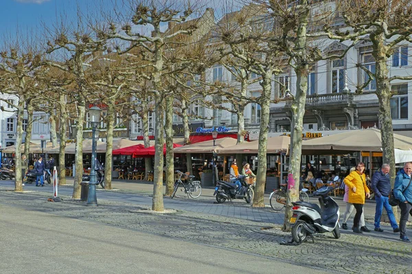 Maastricht Vrijthof Países Bajos Febrero 2022 Vista Sobre Plaza Cafeterías — Foto de Stock