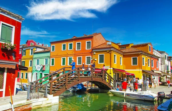 Venedig Insel Burano Italien Mai 2019 Blick Auf Wasserkanal Mit — Stockfoto