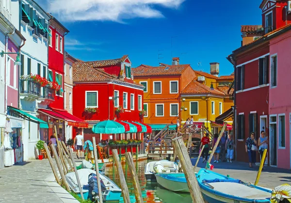 Venedig Burano Italien Mai 2019 Blick Über Den Wasserkanal Mit — Stockfoto
