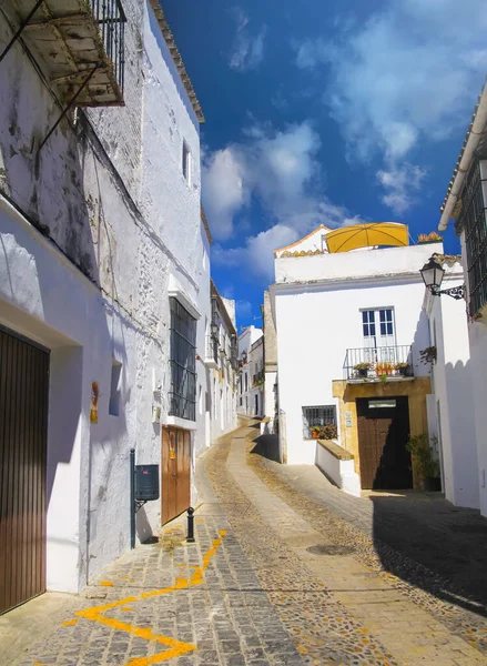 Schönes Andalusisches Weißes Altes Dorf Mit Kleinen Engen Gassen Blauem — Stockfoto