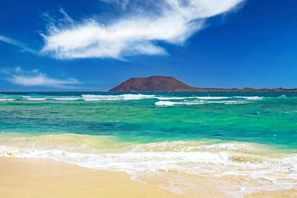 Blick Von Corralejo Fuerteventura Über Weißen Sandstrand Türkisfarbenes Wasser Des — Stockfoto