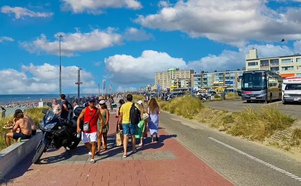 Zandvoort Netherlands August 2022 Dutch North Sea Waterfront Promenade People — Stok fotoğraf