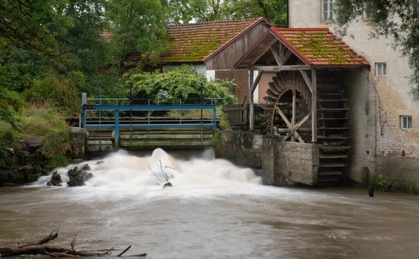 Old Historic Watermill Banks River Small Waterfall Blurs Long Exposure — Stock Photo, Image