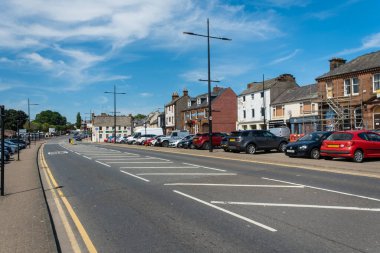 Dumfries, İskoçya - 24 Temmuz 2021: Bir yaz günü İskoçya 'da White Sands' deki A781 yolu