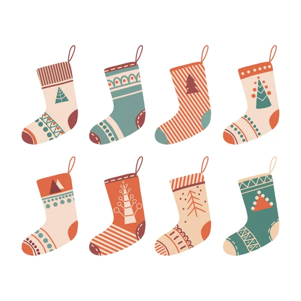 Varios Calcetines Navidad Colores Medias Con Diferentes Patrones Elemento Decorativo — Vector de stock