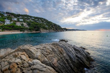 Güzel Sant Francesc deresi ve İspanya Blanes plajı