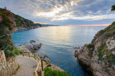 Güzel Sant Francesc deresi ve İspanya Blanes plajı