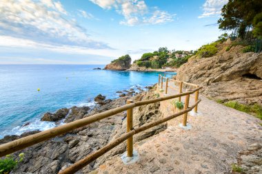 Güzel Sant Francesc deresi ve İspanya Blanes plajı