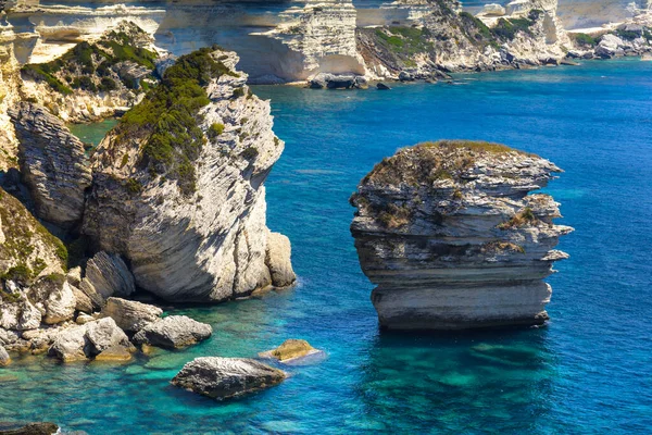 Kaya, deniz ve sahil Bonifacio, Corsica