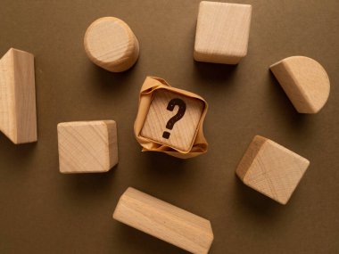 Faq ile Sözcüklerin Kapanışı, İş Kavramı