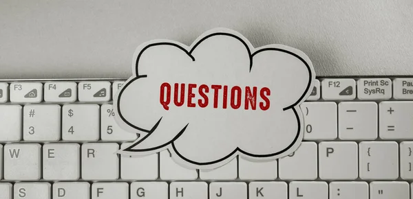Faq ile Sözcüklerin Kapanışı, İş Kavramı