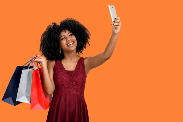 Photo Young Woman Afro Hairstyle Shopping Bags She Takes Self — Stockfoto