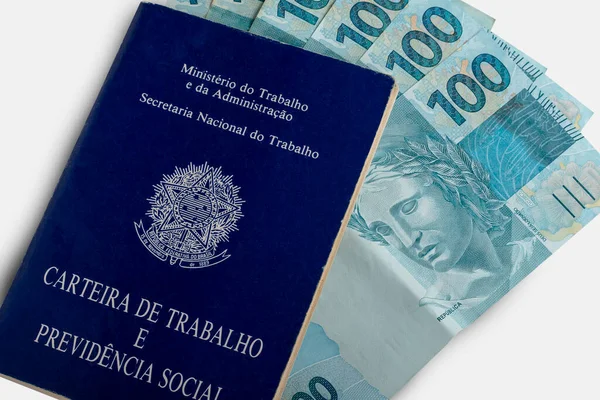 Carte Travail Sécurité Sociale Avec Billets Banque Brésiliens Isolés Sur — Photo