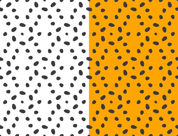 Geomentric seamless pattern, circular ornamental grid, black doodle brush drawn decorative shapes. White or mango yellow easy editable background. Vector — 스톡 벡터