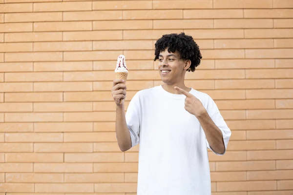 Dolce Estate Dolci Persone Concettuale Felice Ragazzo Afroamericano Dai Capelli — Foto Stock