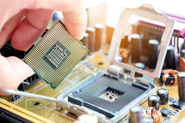 Mano Ingeniería Informática Trae Componentes Del Cambio Memoria Del Procesador —  Fotos de Stock