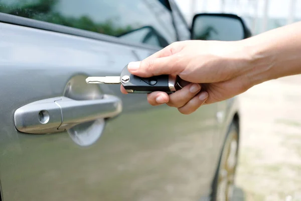 Woman Hand Holds Car Key She Open Car Door Keys — Stock Photo, Image