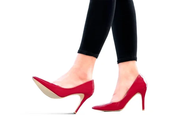 Noha Ženy Krása Dát Červené Vysoké Podpatky Izolovaném Bílém Pozadí — Stock fotografie