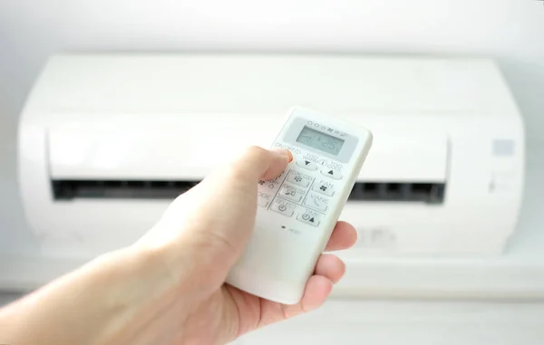 Man Hand Using Remote Control Open Air Conditioner Cooled Degrees — Stock Photo, Image