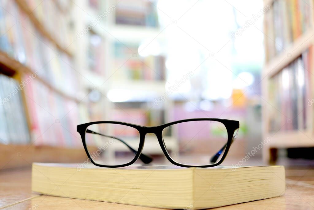 Glasses and books Placed at the library