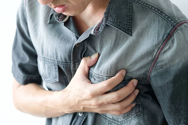 Ataque Cardíaco Hombre Pie Dolor Pecho Dormitorio Concepto Salud — Foto de Stock