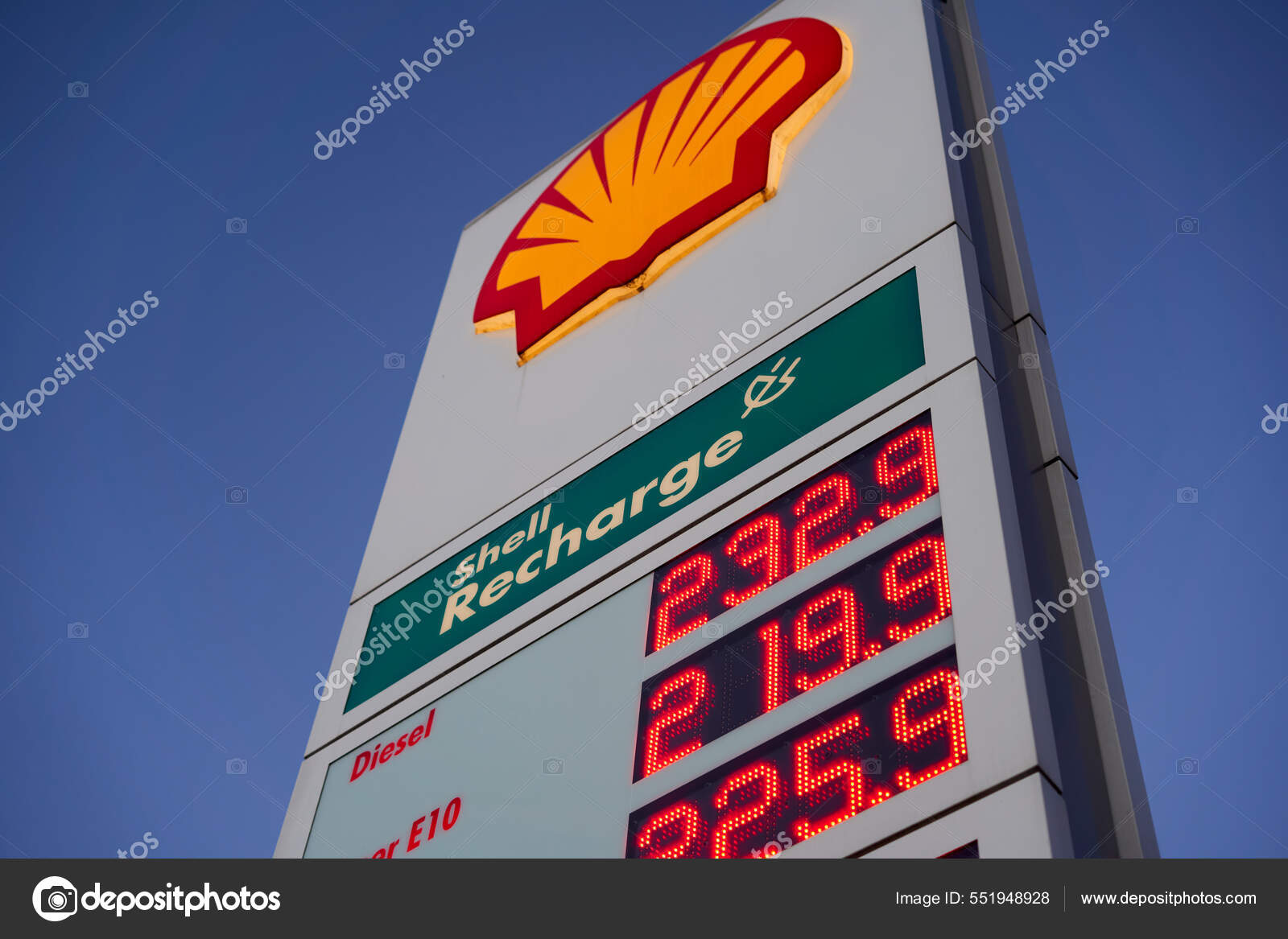 Kirchheim Germany March 2022 Close Price Board High Gasoline