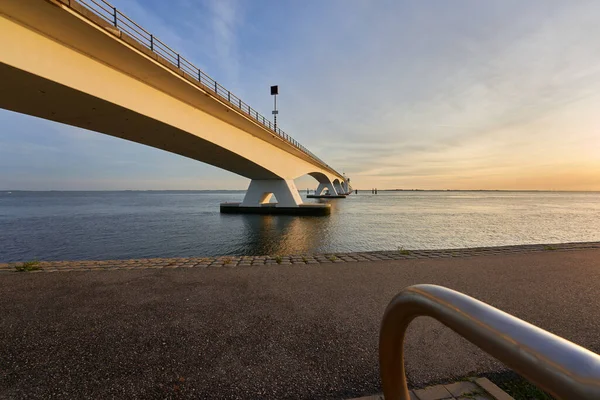 Мостовая Конструкция Бетона Стали Сееландский Мост Южной Голландии Соединяет Материк — стоковое фото