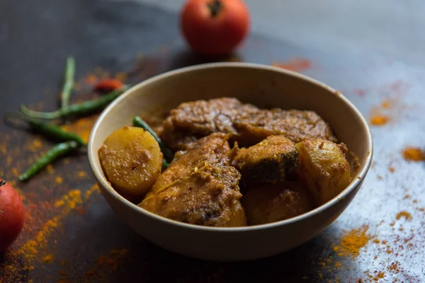 Popularne Bengalskie Danie Ryby Kalia Lub Masala Curry Serwowane Misce — Zdjęcie stockowe