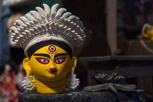 Tanrıça Durga Nın Boyalı Renkli Yüzü Yaklaş Seçici Odaklanma Stok Fotoğraf