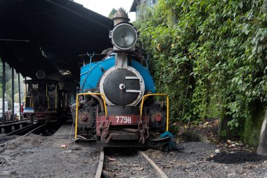 Buhar makinesi lokomotifi. Yaklaş, seçici odaklanma. Darjeeling, Batı Bengal, Hindistan