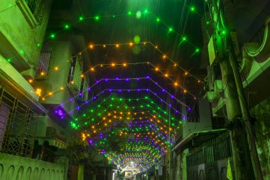 Diwali kutlaması için Kolkata 'da ışık süslemesi yaptı.